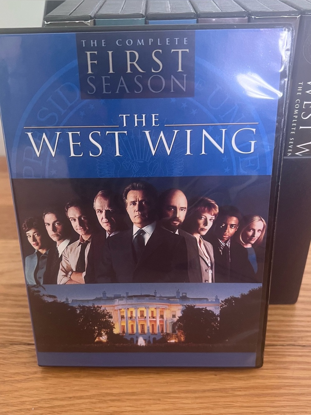 The West Wing: The Complete Series, Seven seasons on 45 DVDs, Like New, In Box - Picture 9 of 10